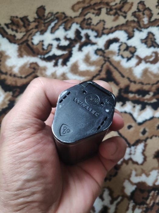 Продам две игрушки