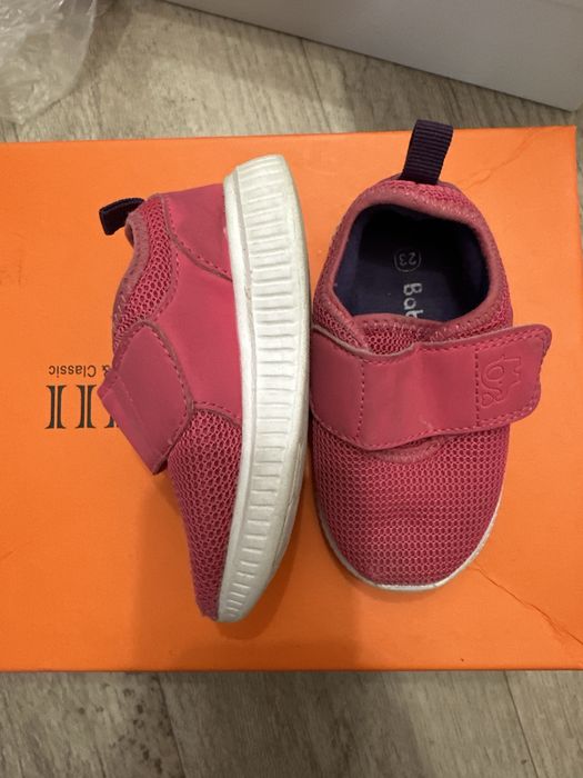 Продам обувь детскую