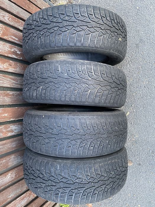 Anvelope iarna 205 60 R16