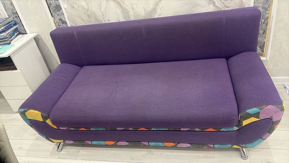 Продам диван хороший