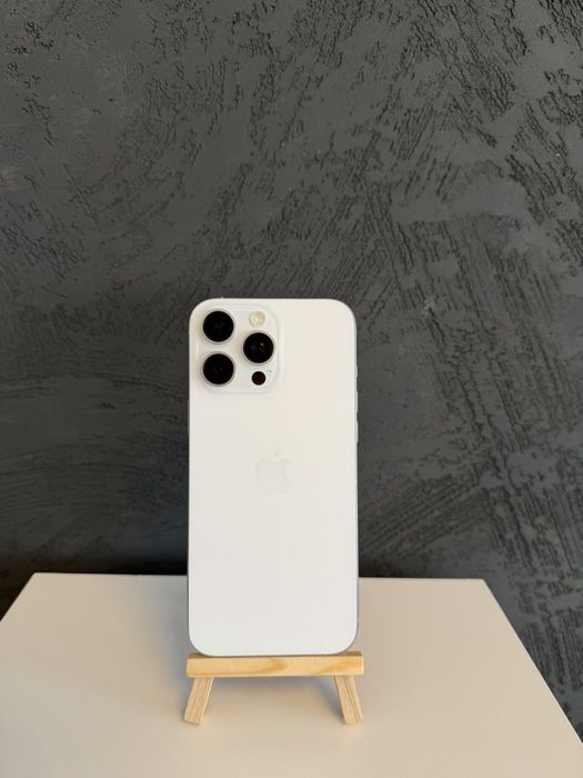 Като нов | Apple iPhone 16 Pro Max | 256 GB | White Titanium | 95% Battery Health | Физически SIM слот