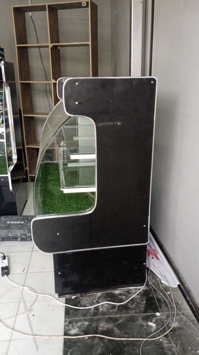 Холодильник- витрина