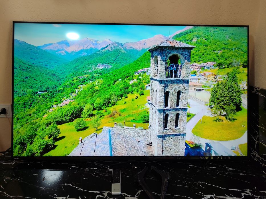 Продается QLED телевизор 7TECH