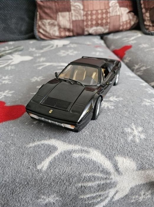 Macheta metalica ferrari 328 gts anson scara 1:18