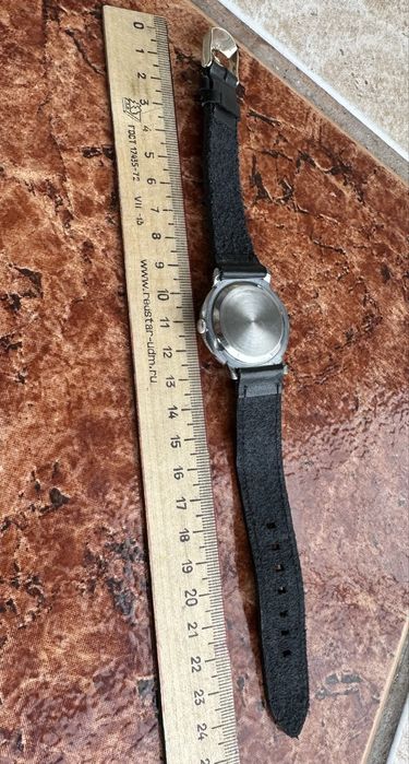 Нов часовник юбилейна ракета 1995 година