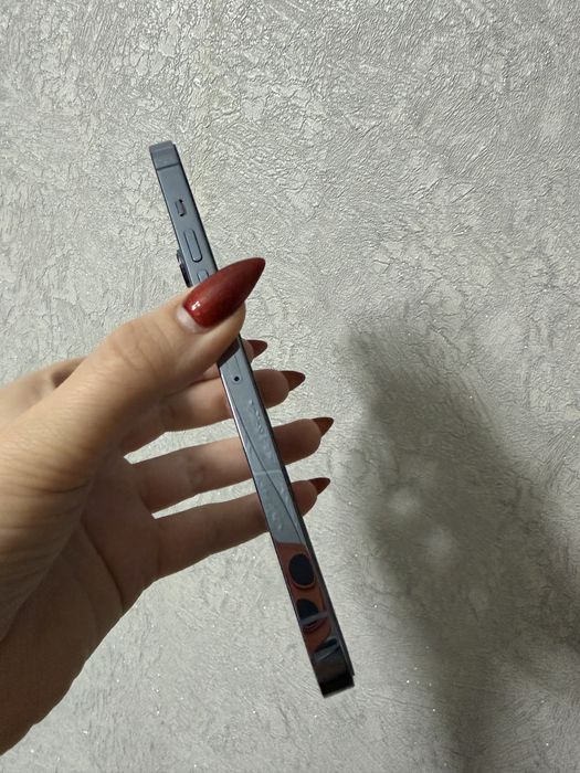 Продам Айфон 13 pro max