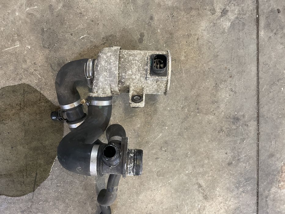 Алтернатор/ компресор/ водна помпа БМВ 2.8и (kompresor n20)