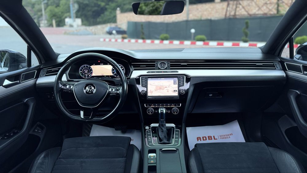 Volkswagen Passat//B8//GTE//AN 2016//PANORAMIC