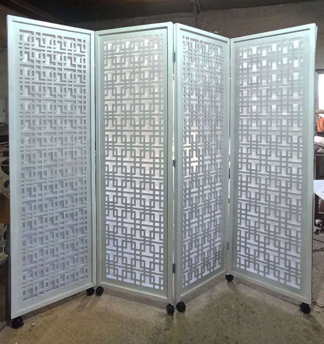 Ширмы и перегородки собственного производства.