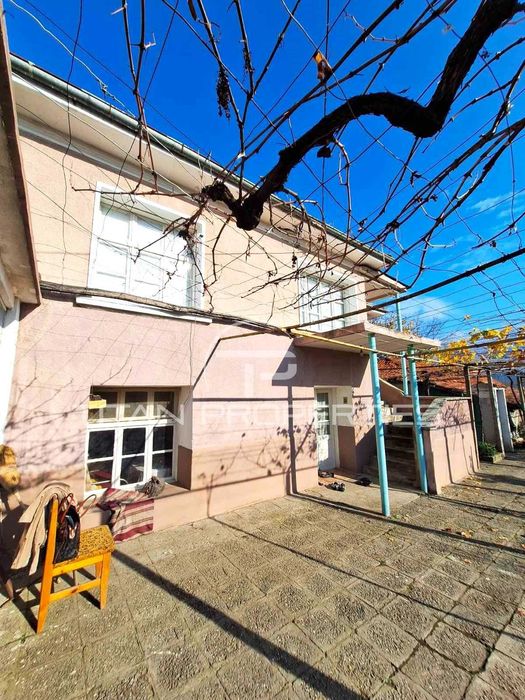 Продава се Къща в с. Песнопой, Област Пловдив - 200 кв.м за 141 €/кв.м - Снимка #3