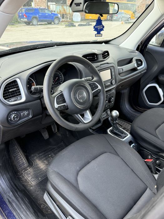 Vand JEEP RENEGADE , fabricatie 2019, motor 1.0i , 4400 Euro ( NU 8400 Euro)