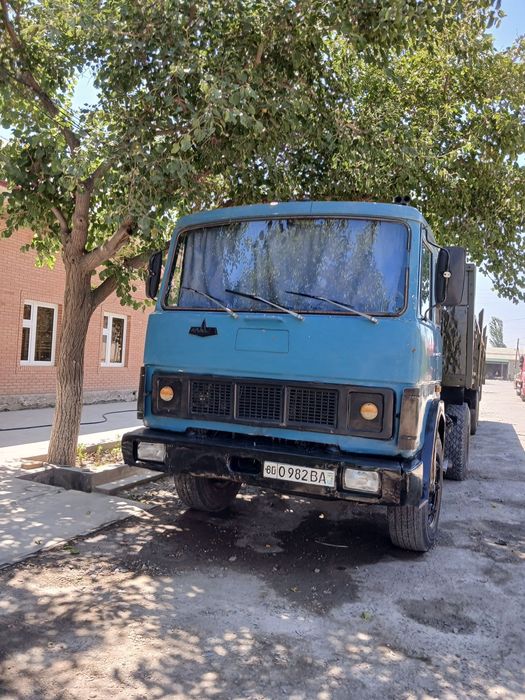 Маз полпирцеп сотилади