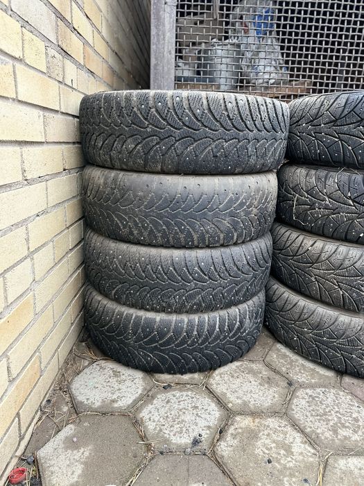 Продаю 4 комплекта автошин