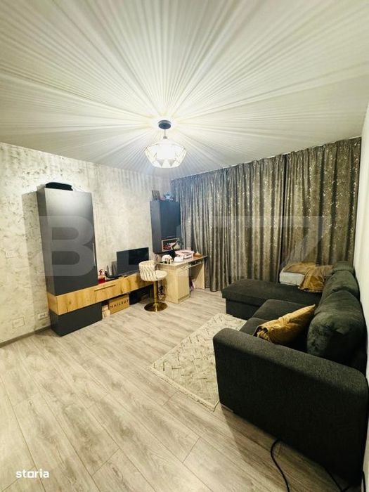 Apartament de vanzare, cu 2 camere, renovat complet, etaj 3