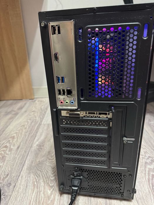 Продам ПК в отличном состояний