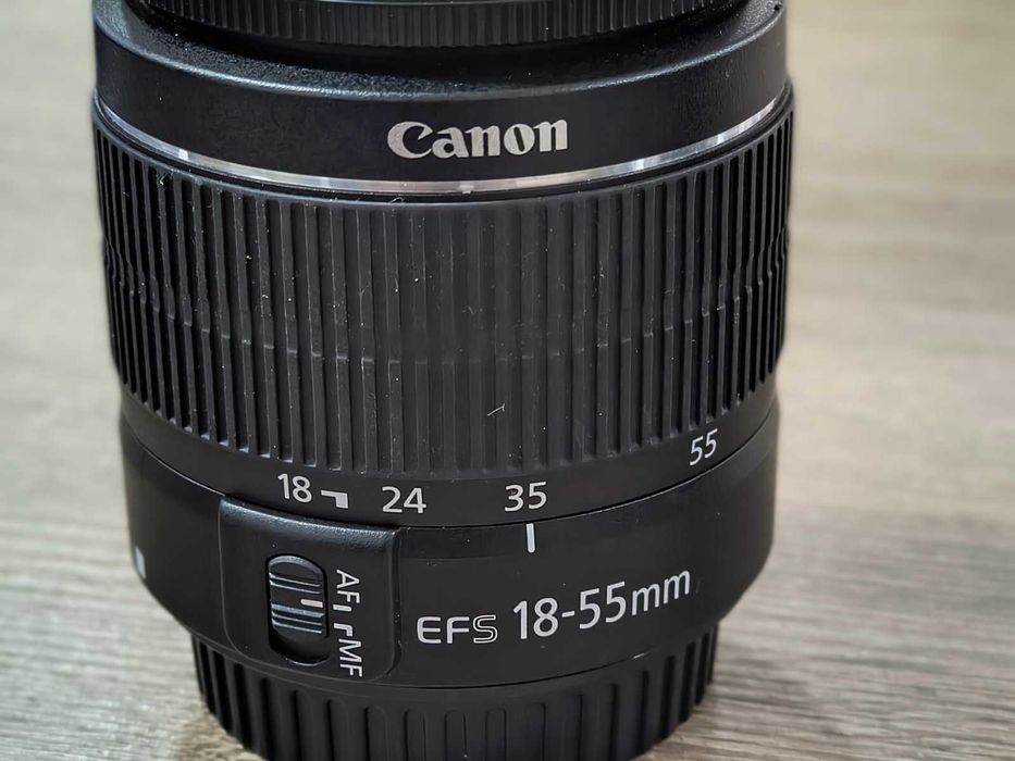 Обектив Canon EF-S 18-55mm f/3.5-5.6 II.