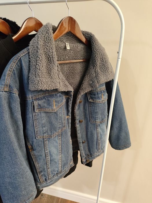 Продается куртка джинсовая