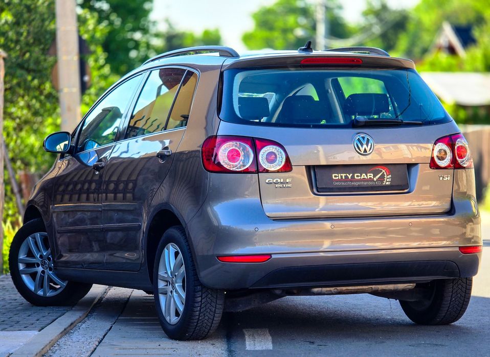 Vw Golf Plus 2013 benzina Euro5 dotari multe