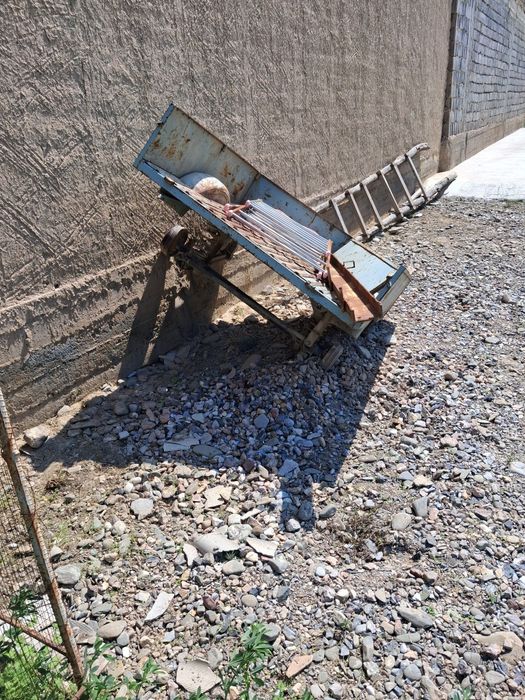 Arava sotiladi diskasi ham bor