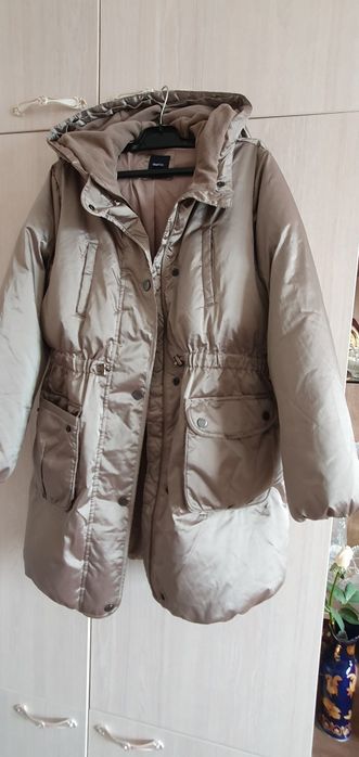 , польто  холофайдер. 46раз200т..куртка серебристого цвета46-48р.450ты