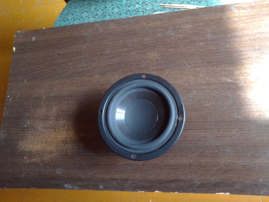 Динамик немецкий HECO