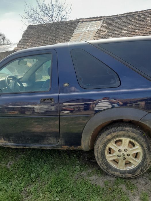 Vând Land Rover4x4  anul 2003
