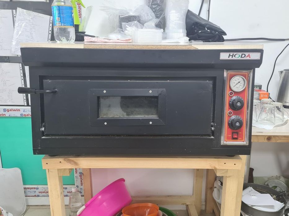 Продаётся профисиональная пицца печь