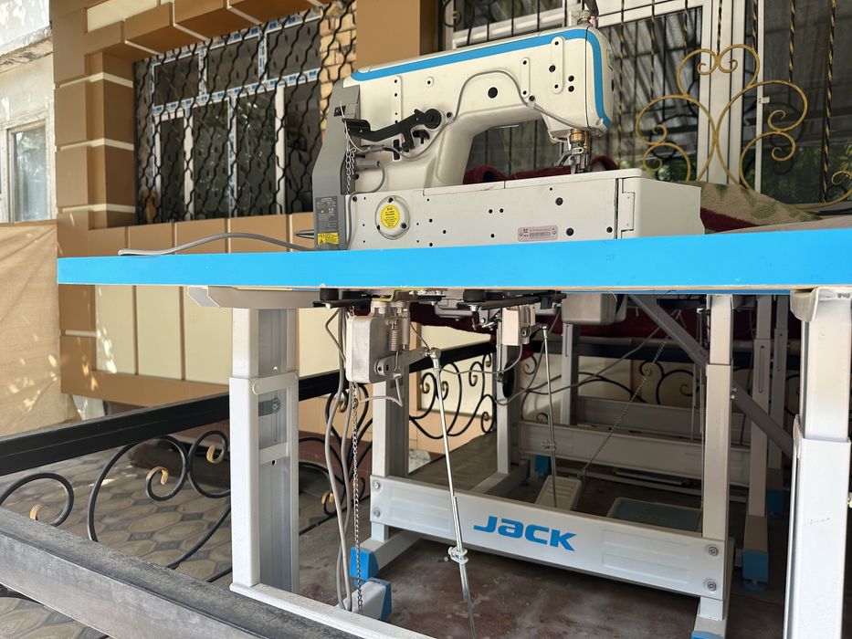 Tikuv moshinkalar sotiladi