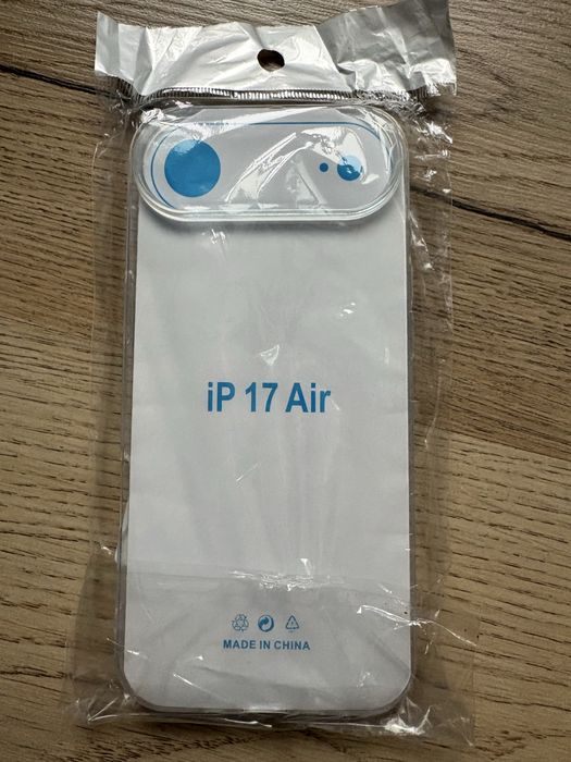 Husa iPhone 17 / 17 Pro