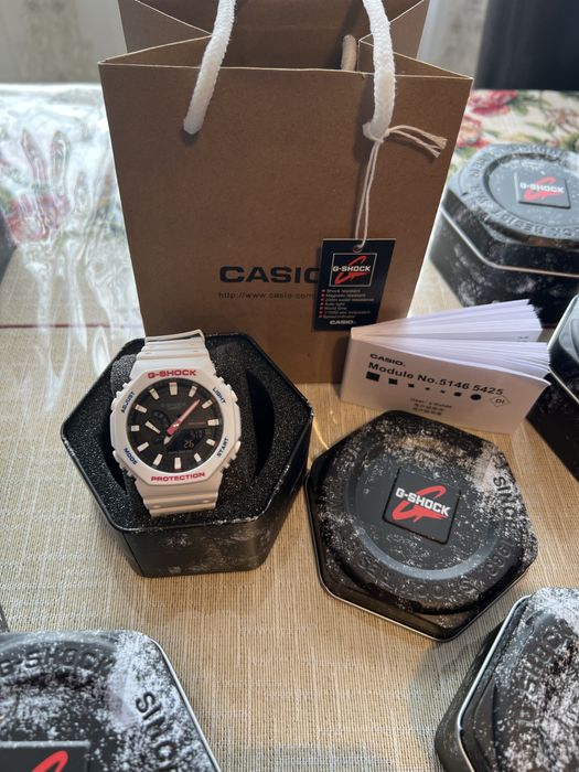 Ceas Casio G-Shock GA-2100TH-7A alb