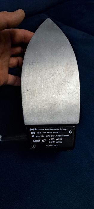 Fier de călcat ,Sicer,made in italy funcționa.ideal luat in vacantel
