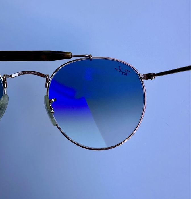 Ray Ban RB3747 50-21 син градиент