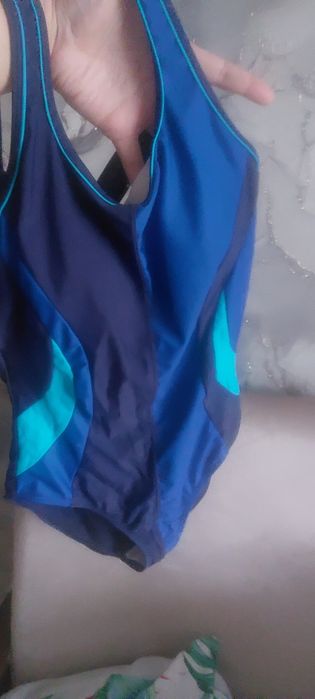 Купальник закрытый