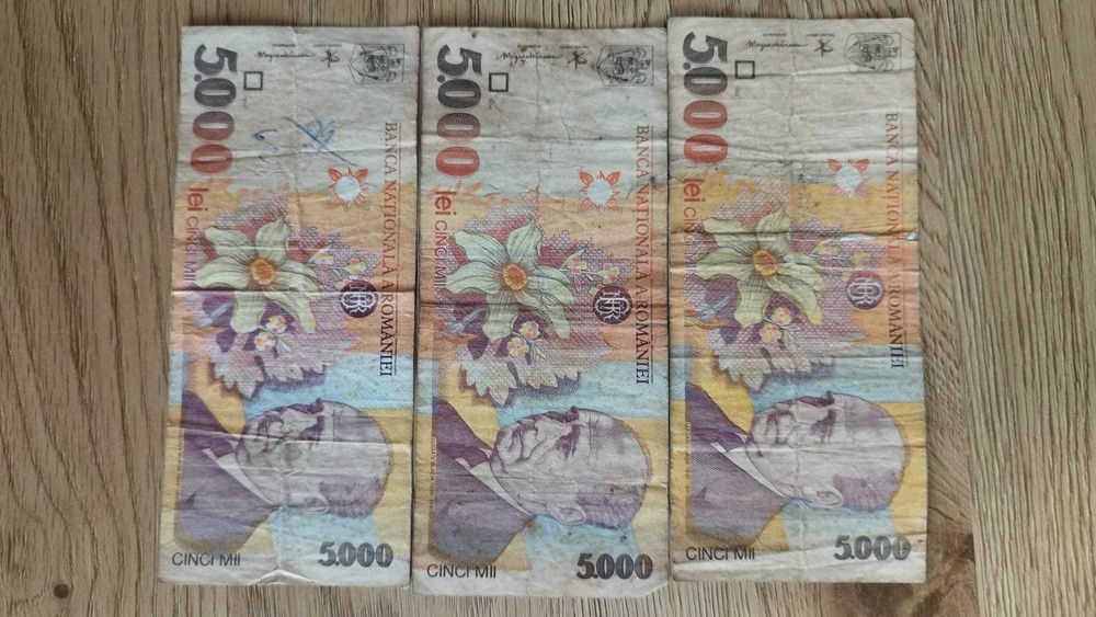 Vand bancnote vechi 5000 lei seria 004A, 006A, 010C