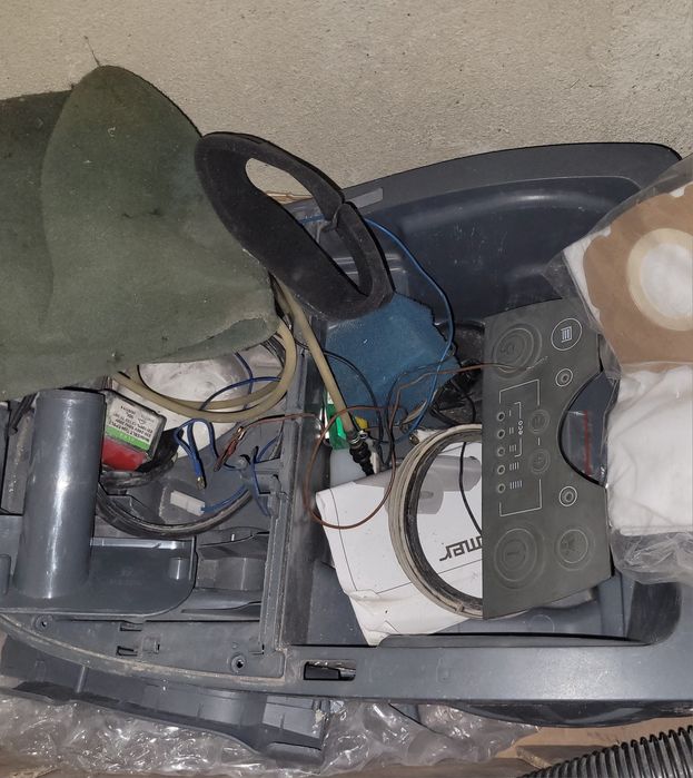 Перяща прахосмукачка.