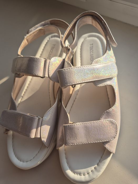 Продам летние босоножки