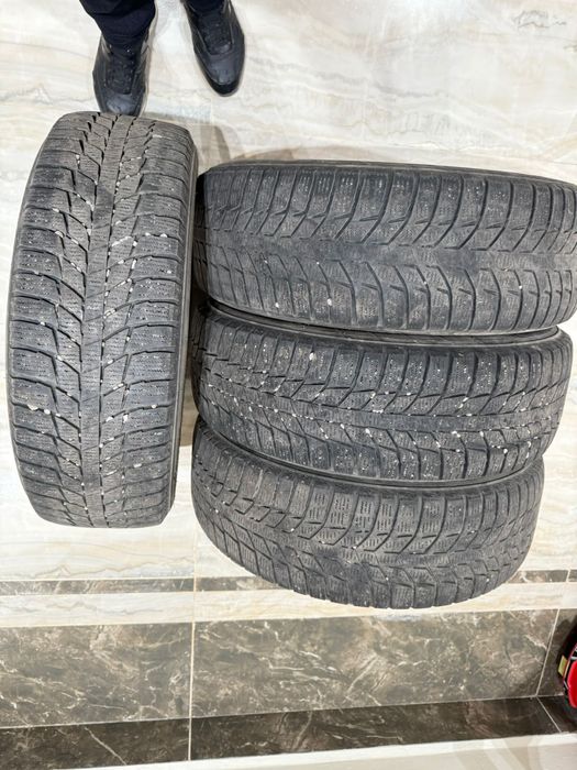 Продам зимние шины