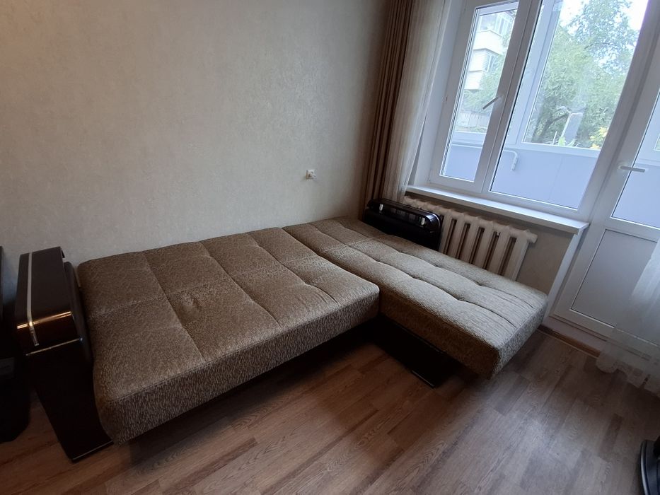 Диван раскладной и кресло