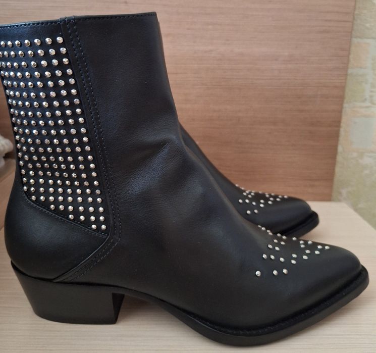 HUCO BOSS оригинални боти