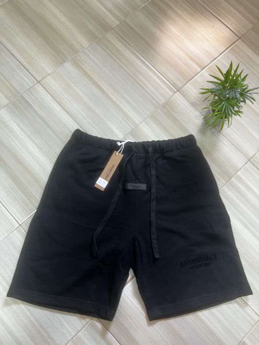 Compleu essentials fear of god