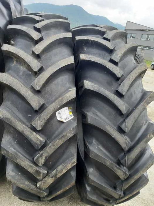 18.4-38 Anvelope noi agricole de tractor spate cu 10pliuri