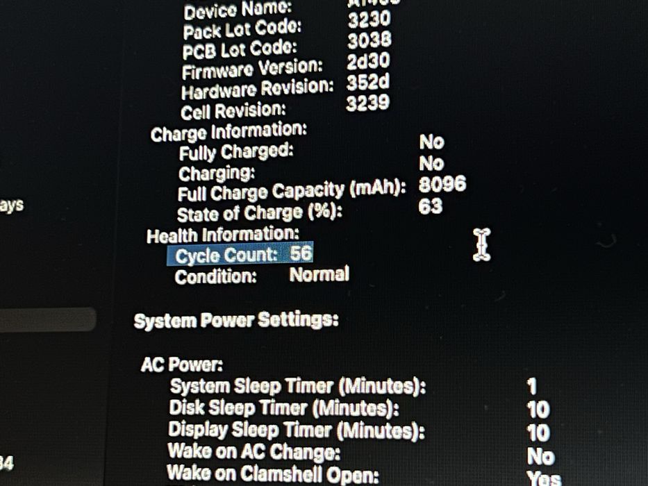 Laptop Apple Macbook Air 2017 impecabil, husa CADOU