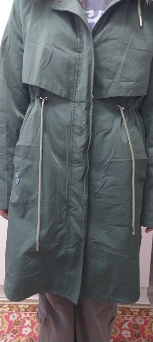 Продам парку в хорошем состоянии.