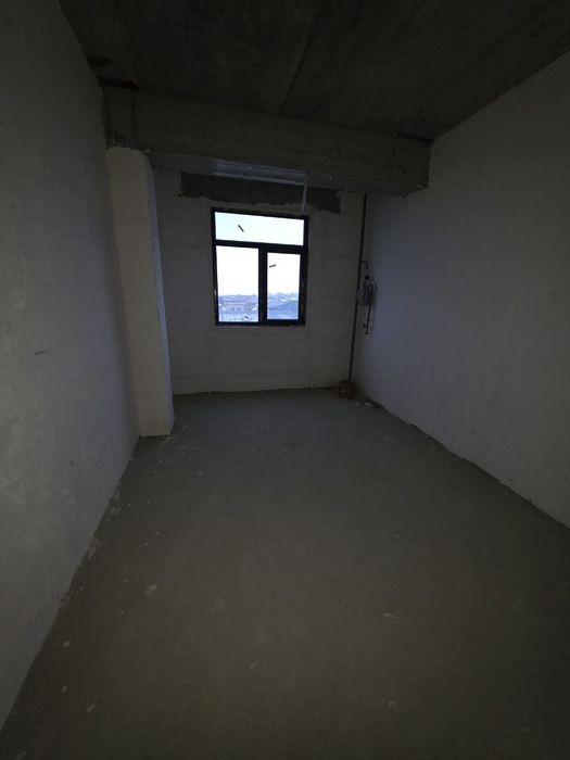 Срочно 2 хонали 77м2 квартира сотилади.