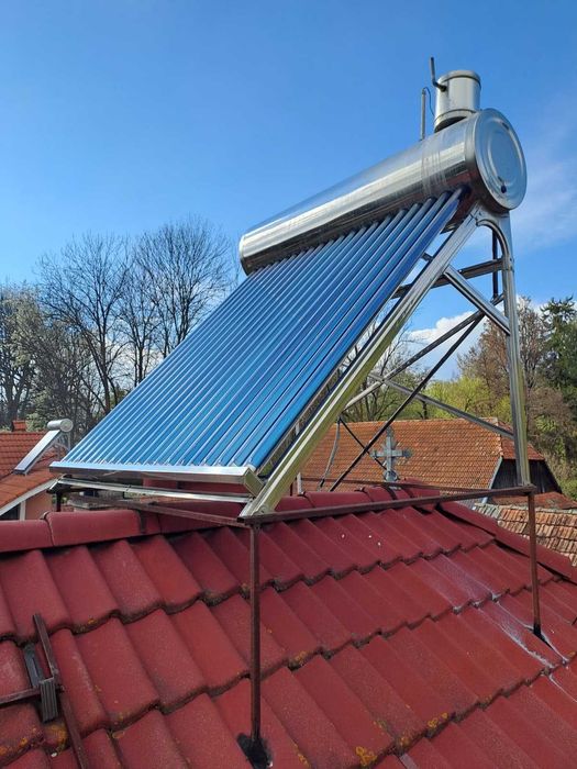 Panou solar apă caldă 200L Sunergizer, 20 tuburi vidate, suport inox