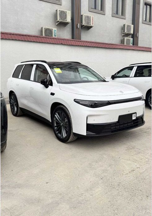 Leapmotor C16 naqtga va nasiyaga