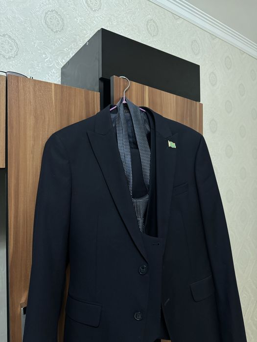 Продам Костюм Ватсап