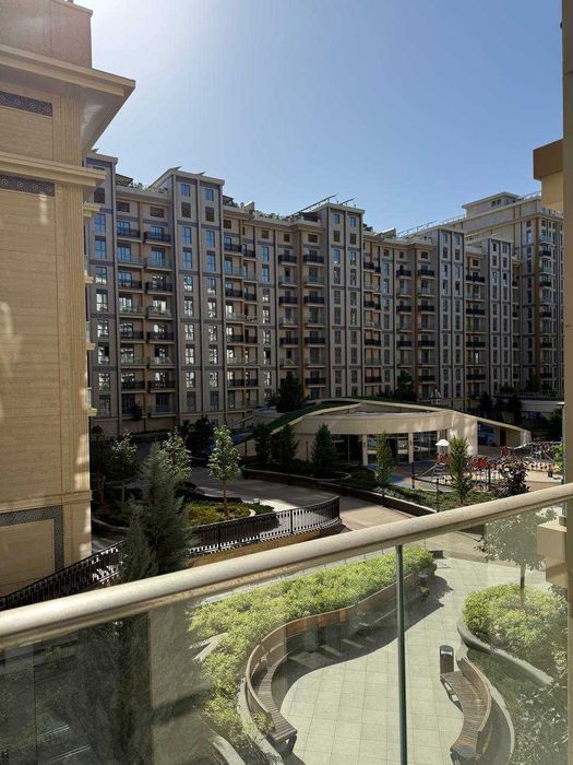 Продам 4х комнатную квартиру в ЖК MIRABAD AVENUE, 1 линия