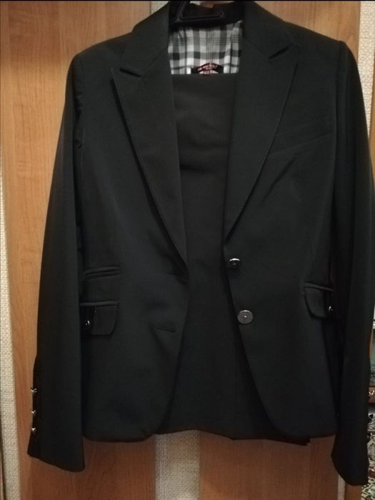 Костюм женский брючный