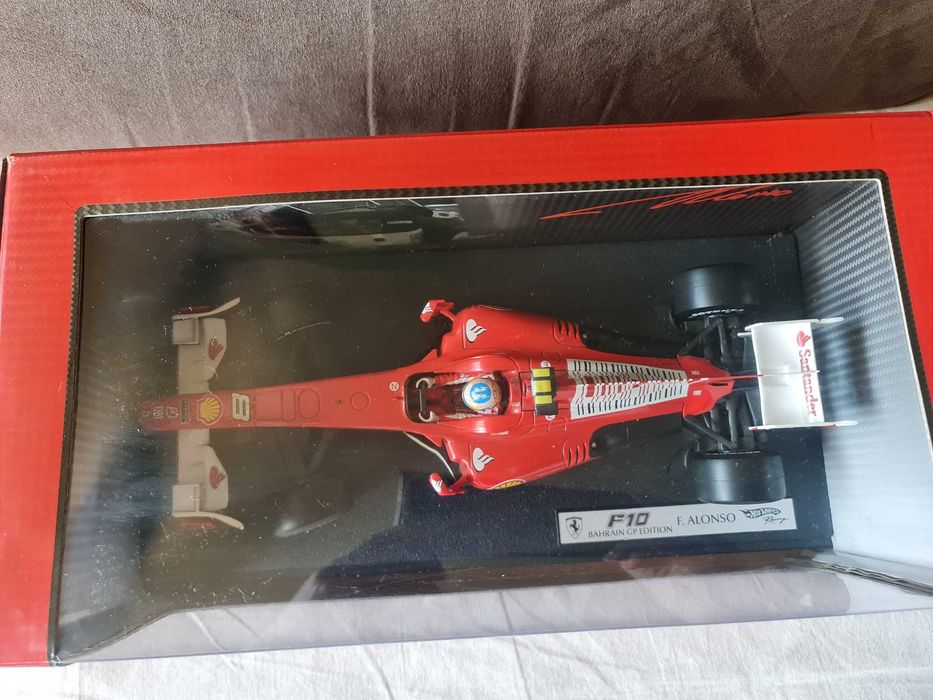 Ферари F10 Алонсо 1:18